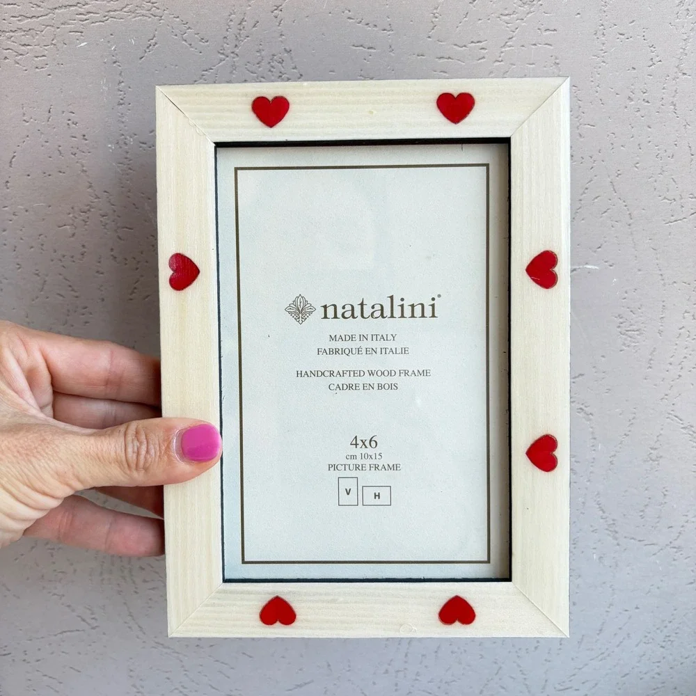 Natalini Italy Handcrafted Wood 4x6 Picture Frame Cream Red Inlaid Hearts